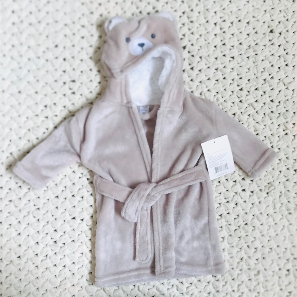 nwt baby robe